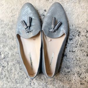 Zara Basic Gray Snake Embossed Tassel Loafers 7.5
